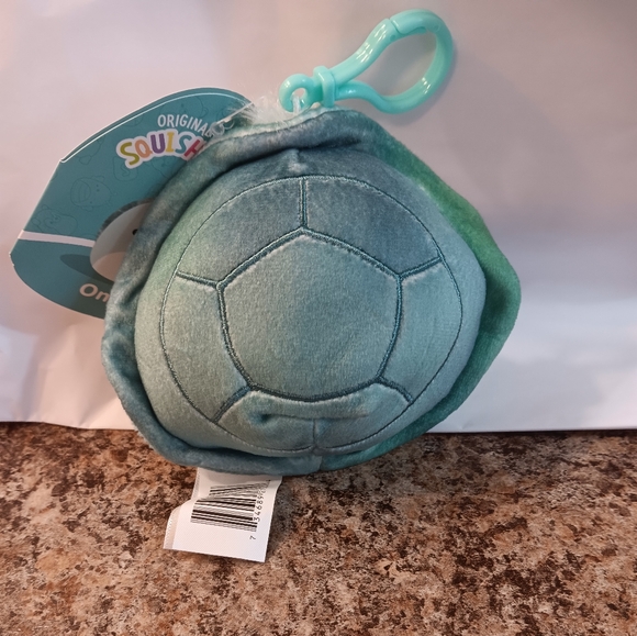 Squishmellow Keychain Onica soft turtle - Picture 2 of 4